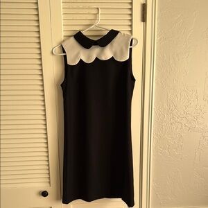 Cece Black and White Sleeveless Dress